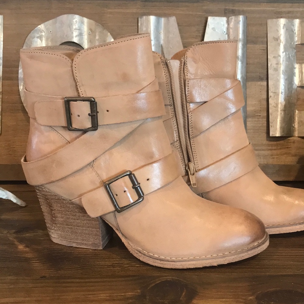 Naughty Monkey Tan Heeled Boots